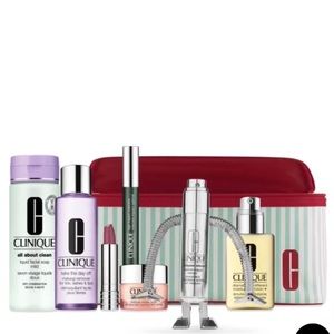 Seven full-sizes of Clinique’s biggest hits .